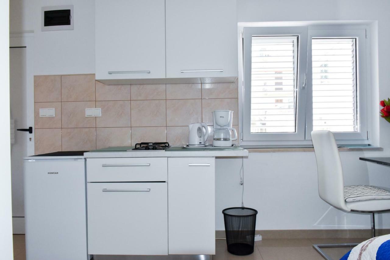 Apartment Anemare Kastela ~ Near By Split And Trogir Exterior photo